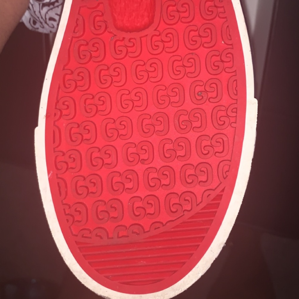 COPY - Worn Once   Gucci sneakers wore once 10/10